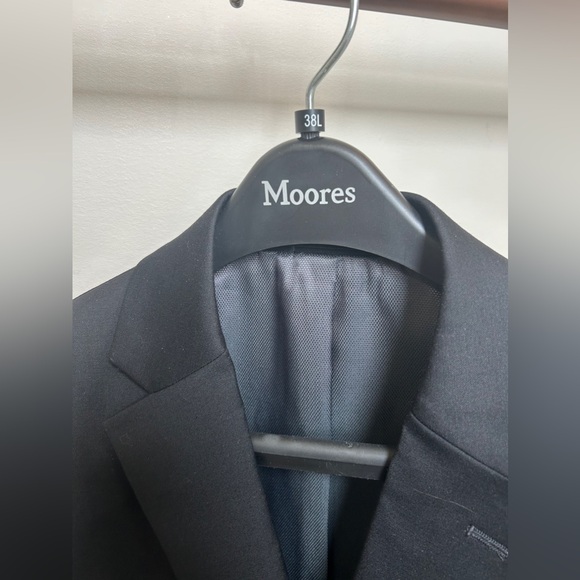 MENS KENNETH COLE BLACK SUIT - Picture 4 of 6